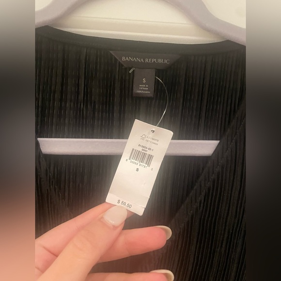 Banana Republic Long sleeve Wrap Blouse - Picture 2 of 6